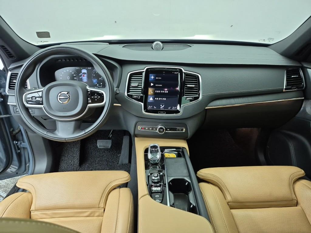Volvo XC90 - Vista 5
