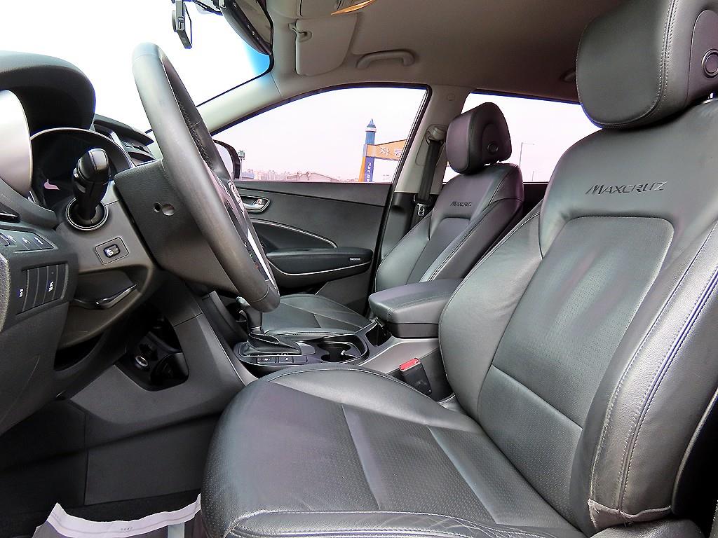 HYUNDAI Maxcruz - Vista 5