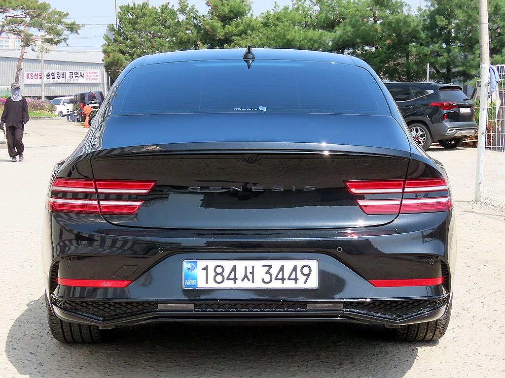 Genesis G80 - Vista 4