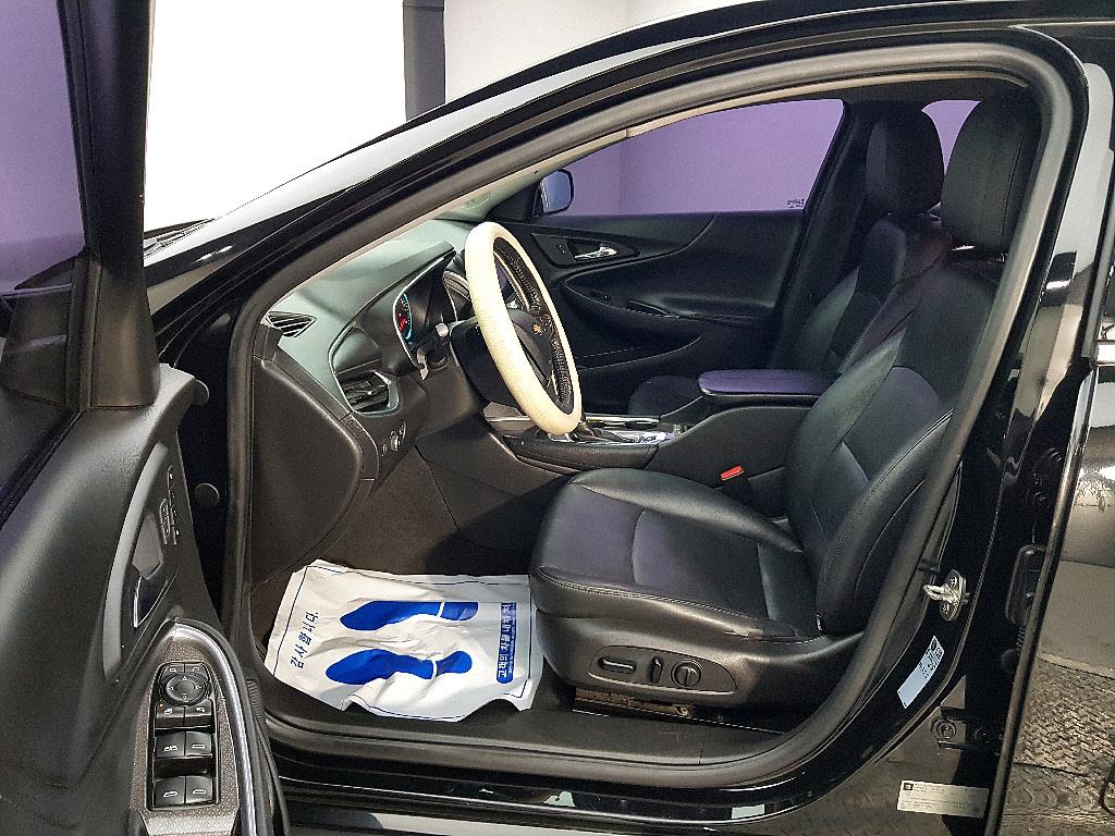 Chevrolet Malibu - Vista 8