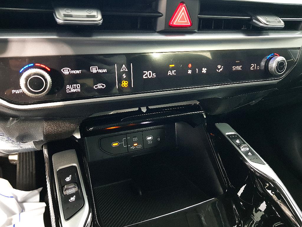KIA Sorento - Vista 11