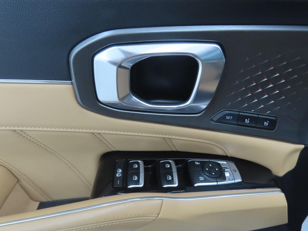 KIA Sorento - Vista 9