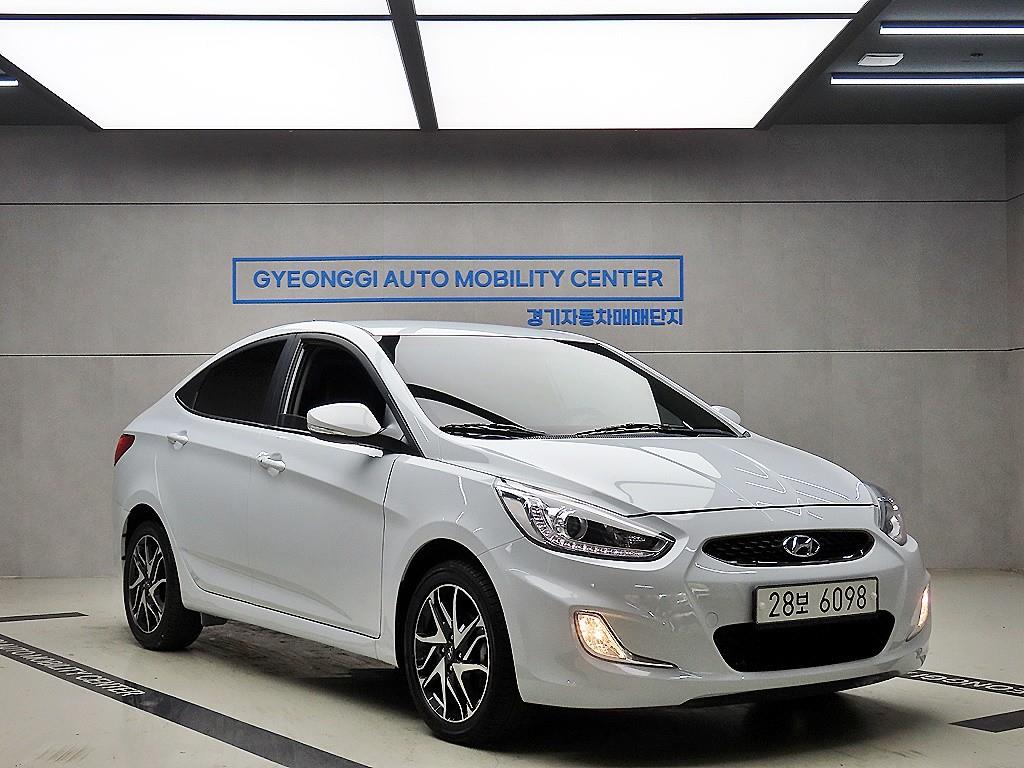 HYUNDAI Accent 2019 - Importación desde Corea - HF Imports Iquique - Foto 1