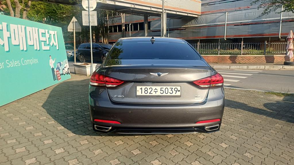 Genesis G80 - Vista 5