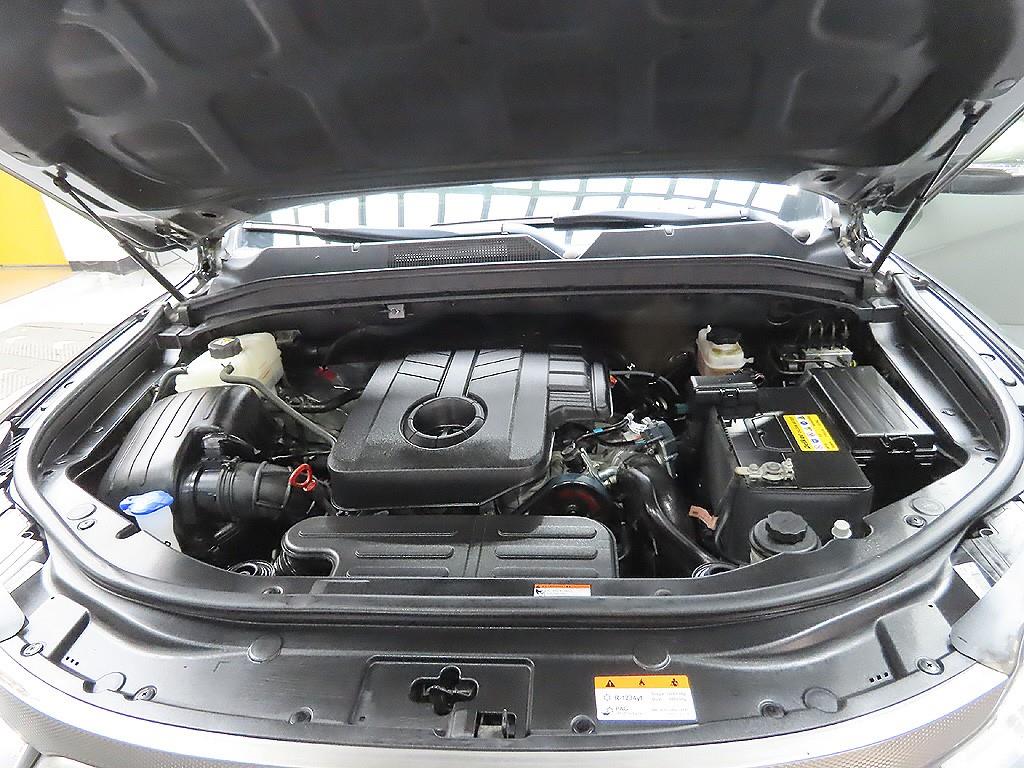 Ssangyong Rexton 2021 Verde - Importación desde Corea - HF Imports Iquique - Foto 7