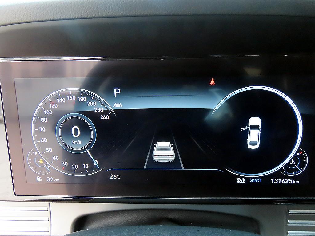 HYUNDAI Grandeur - Vista 9