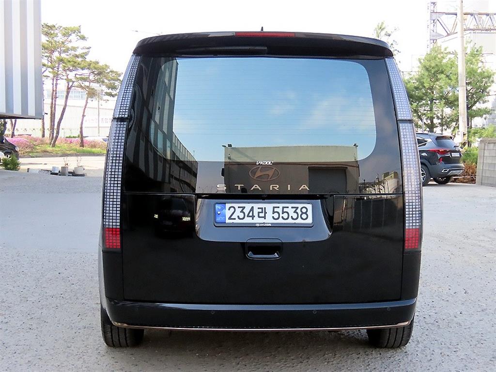 HYUNDAI Staria - Vista 4