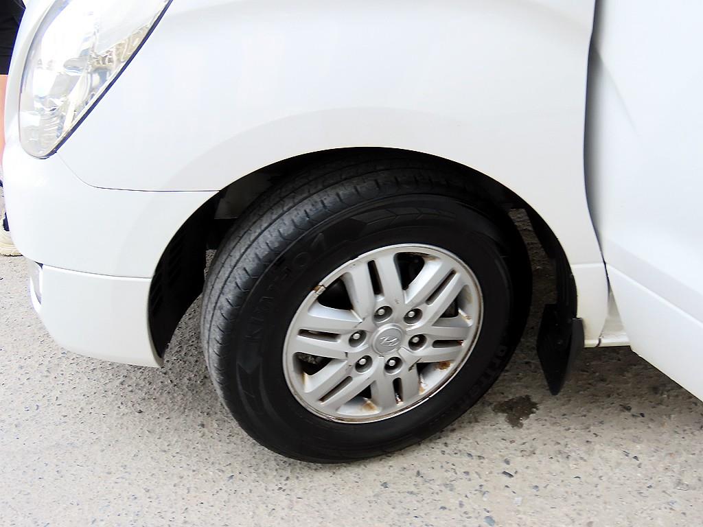 HYUNDAI Starex 2017 Blanco - Importación desde Corea - HF Imports Iquique - Foto 18