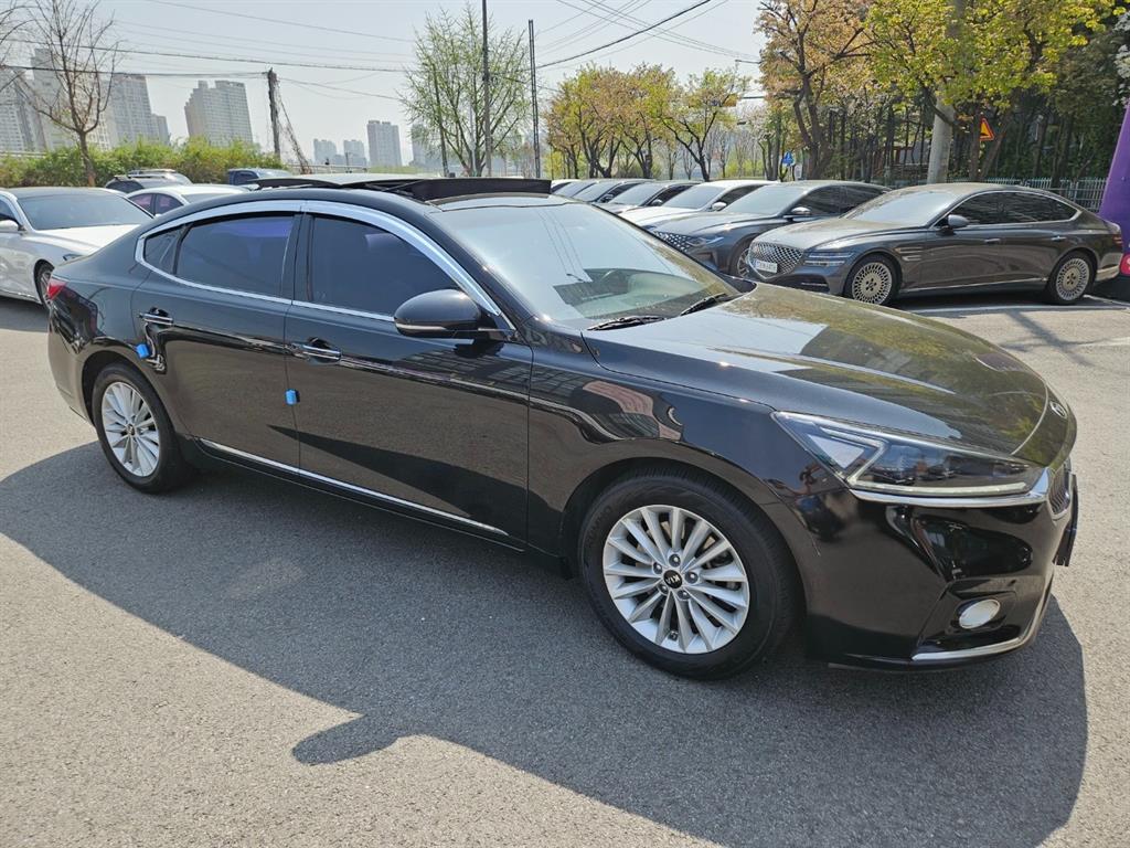 KIA K7 - Vista 3