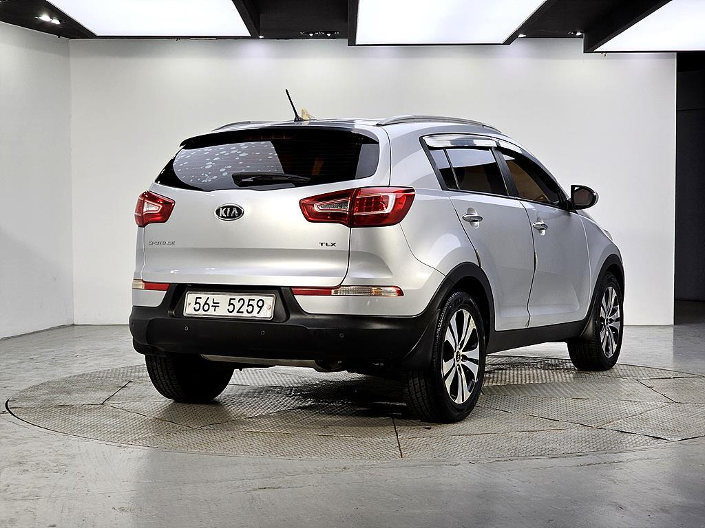 KIA Sportage - Vista 4