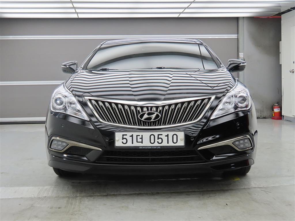HYUNDAI Grandeur - Vista 2