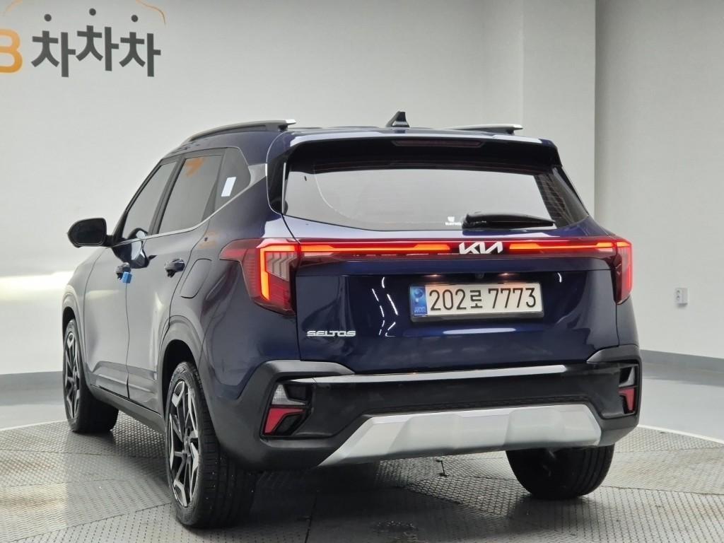 KIA Seltos - Vista 2