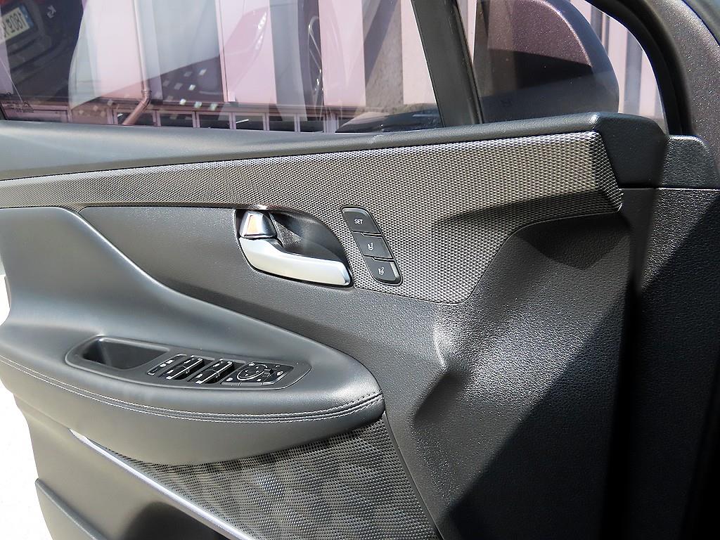 HYUNDAI Santa Fe - Vista 12