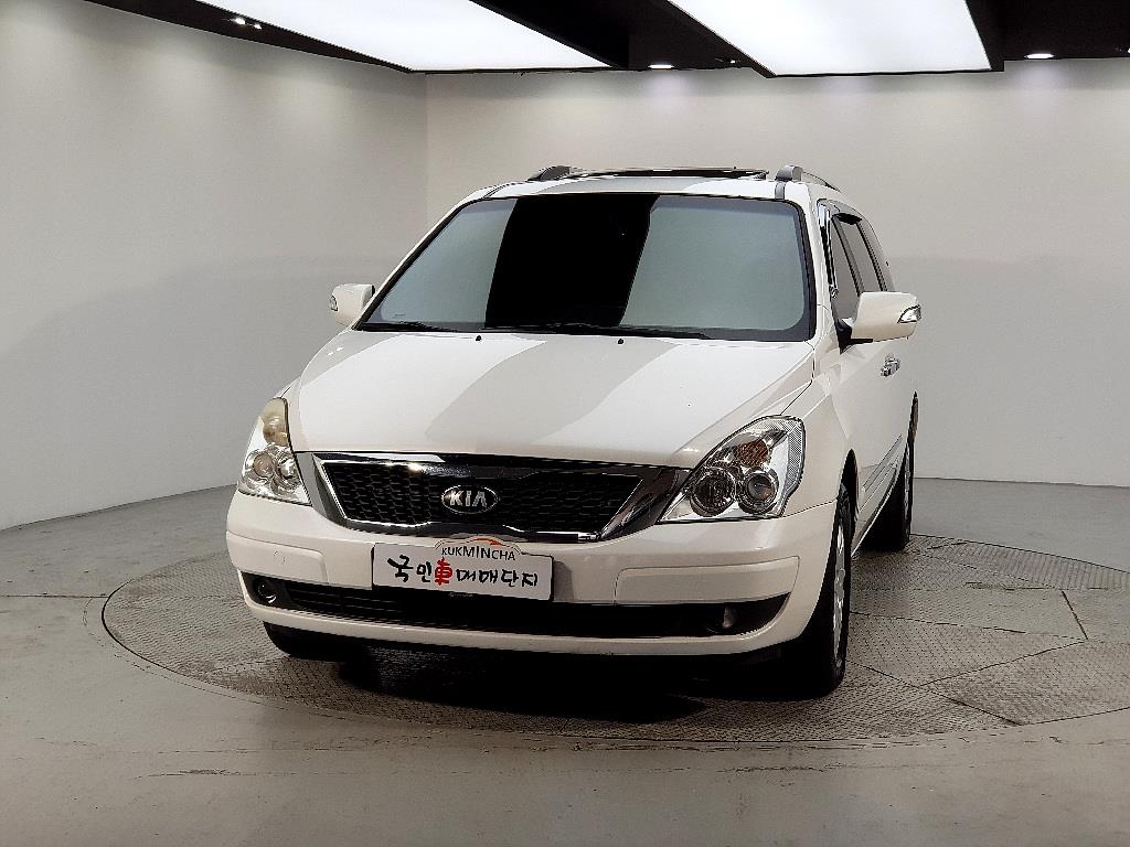 KIA Carnival - Vista 2