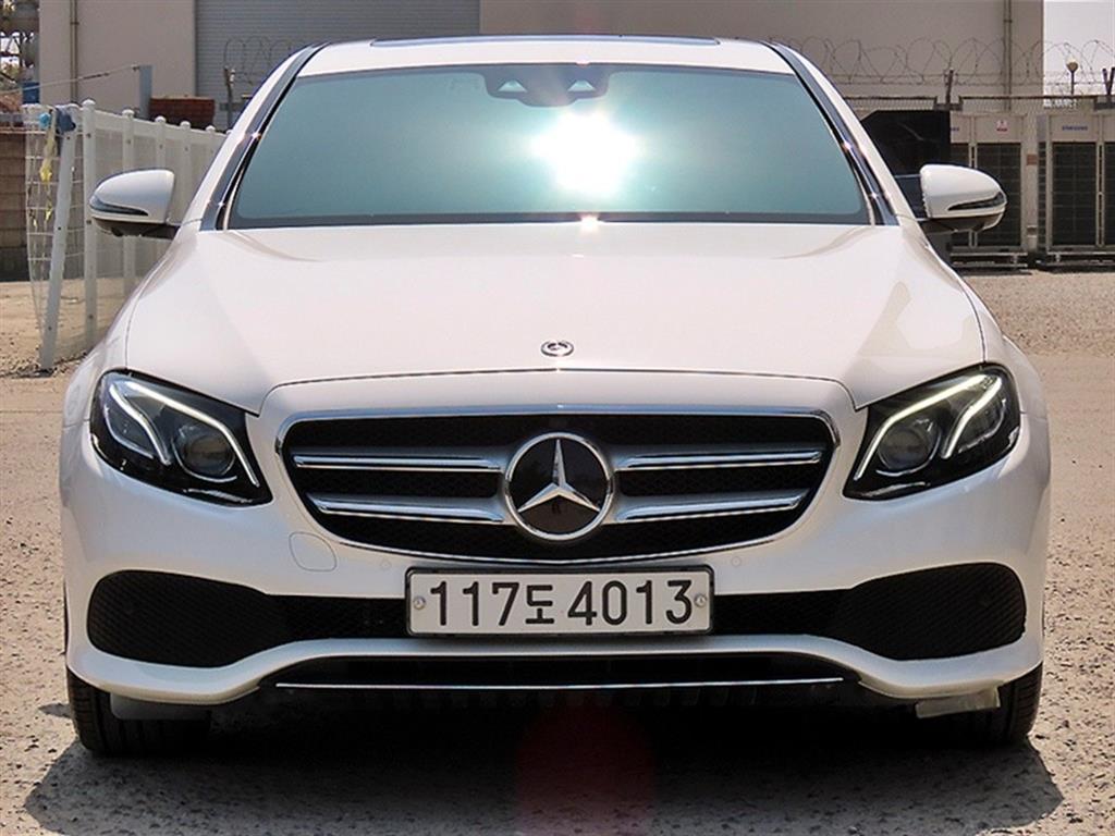 Mercedes Benz E class 2020 - Importación desde Corea - HF Imports Iquique - Foto 1