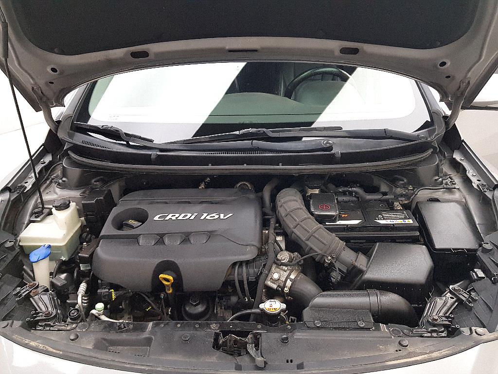 HYUNDAI i30 - Vista 6