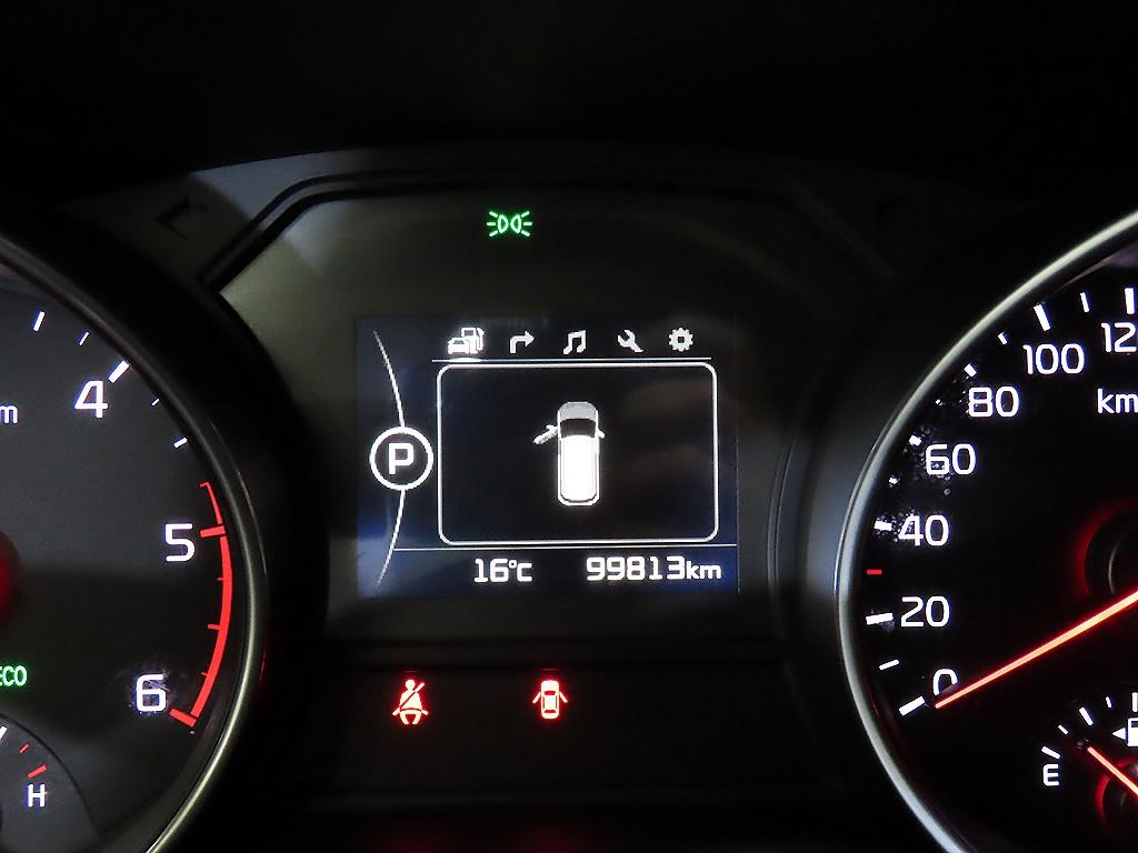 KIA Carnival - Vista 10