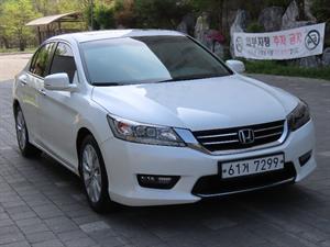 Honda Accord - Vista 4