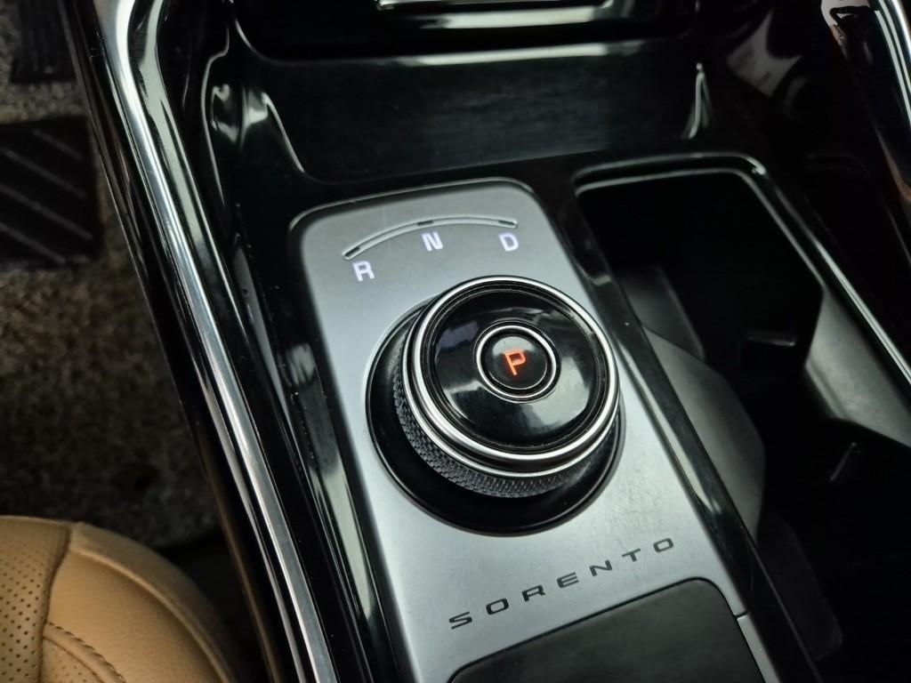 KIA Sorento - Vista 8