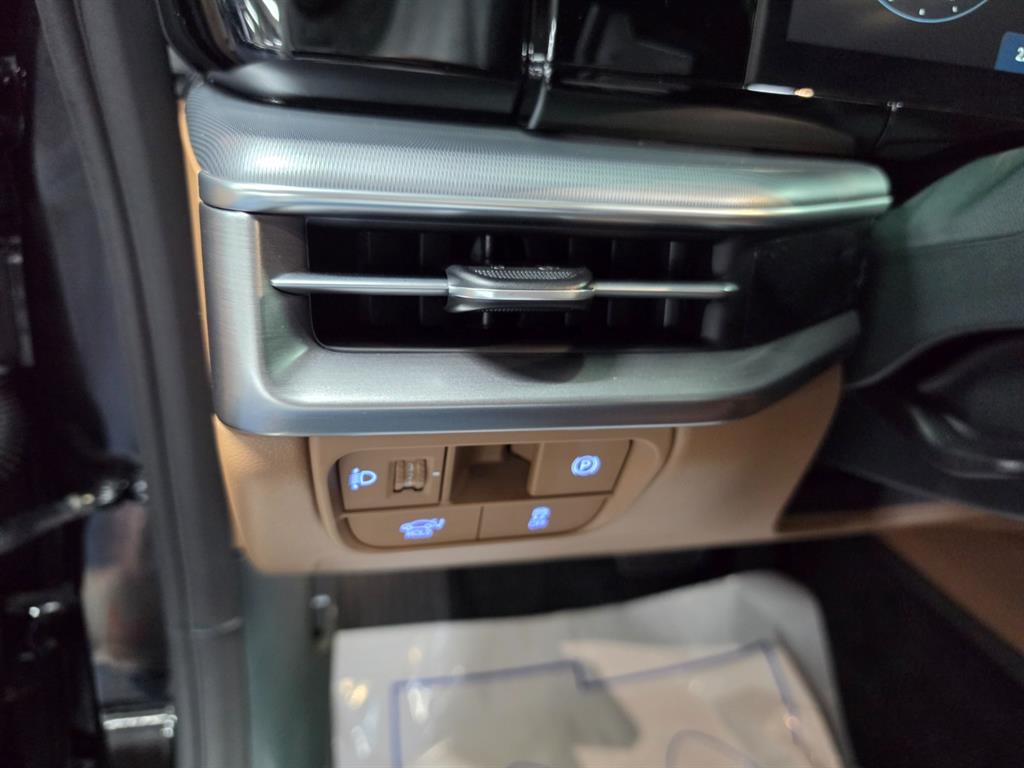 HYUNDAI Grandeur - Vista 11