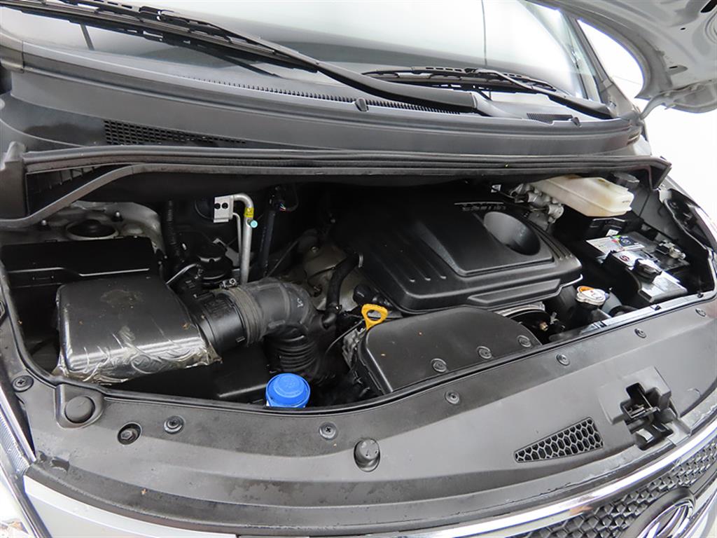 HYUNDAI Starex 2015 Plateado - Importación desde Corea - HF Imports Iquique - Foto 19