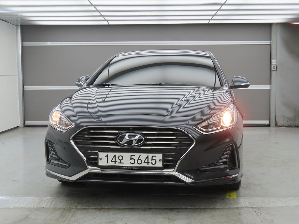 HYUNDAI Sonata - Vista 2