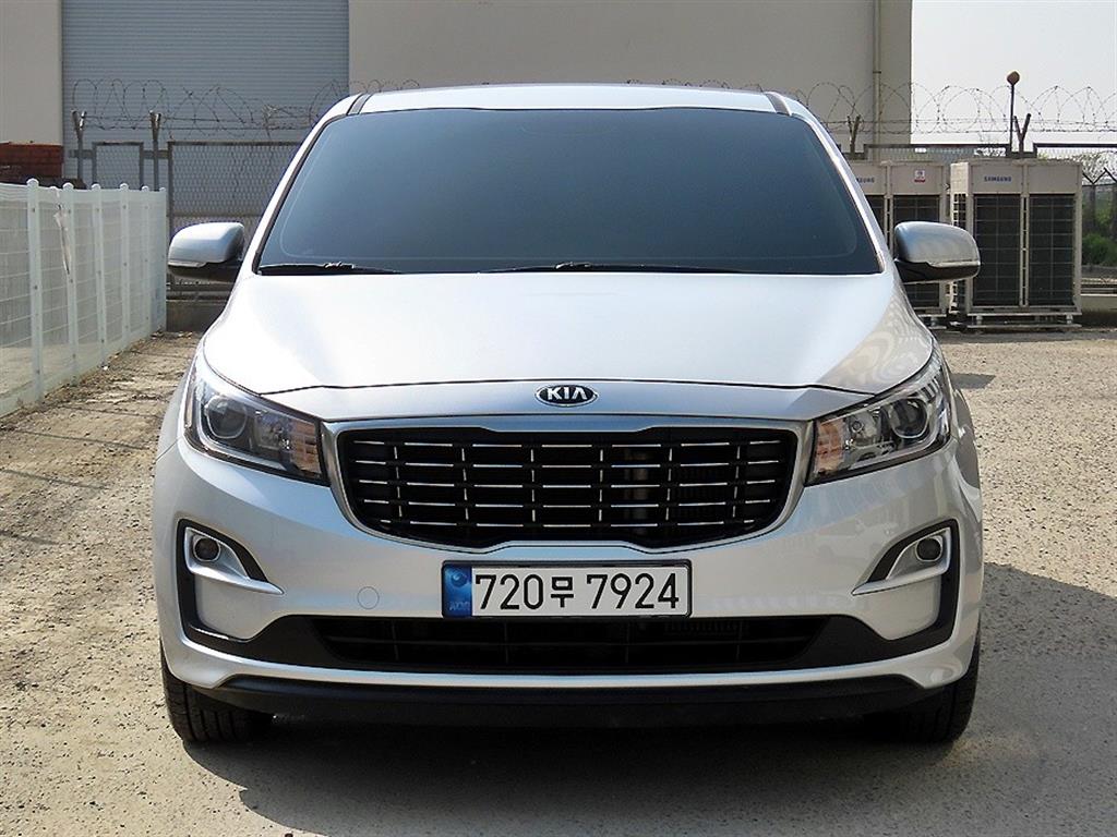 KIA Carnival 2019 Gris - Importación desde Corea - HF Imports Iquique - Foto 1