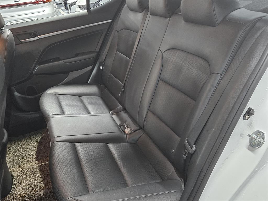 HYUNDAI Avante 2020 Blanco - Importación desde Corea - HF Imports Iquique - Foto 16