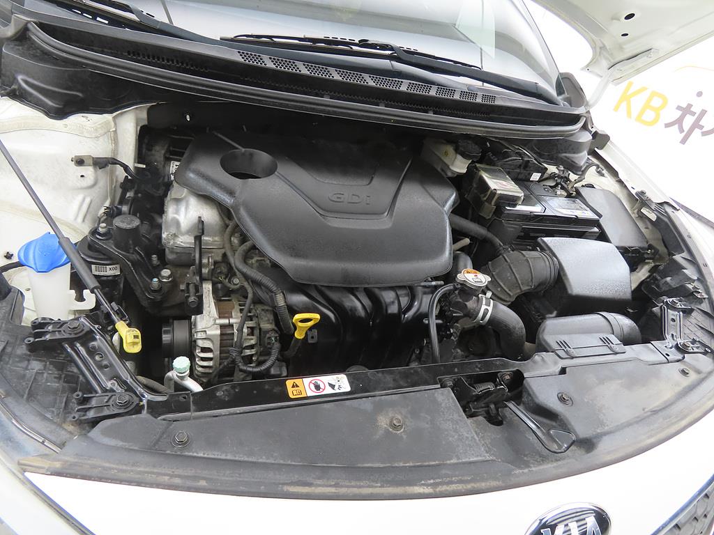 KIA K3 2014 Blanco - Importación desde Corea - HF Imports Iquique - Foto 19