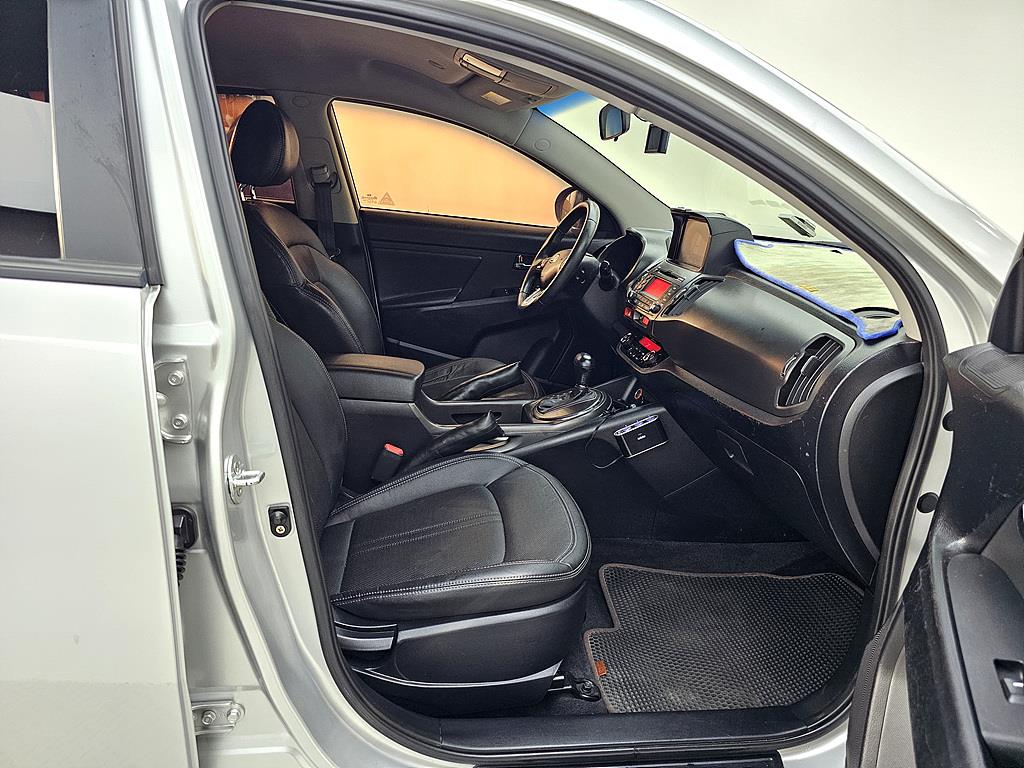 KIA Sportage - Vista 11