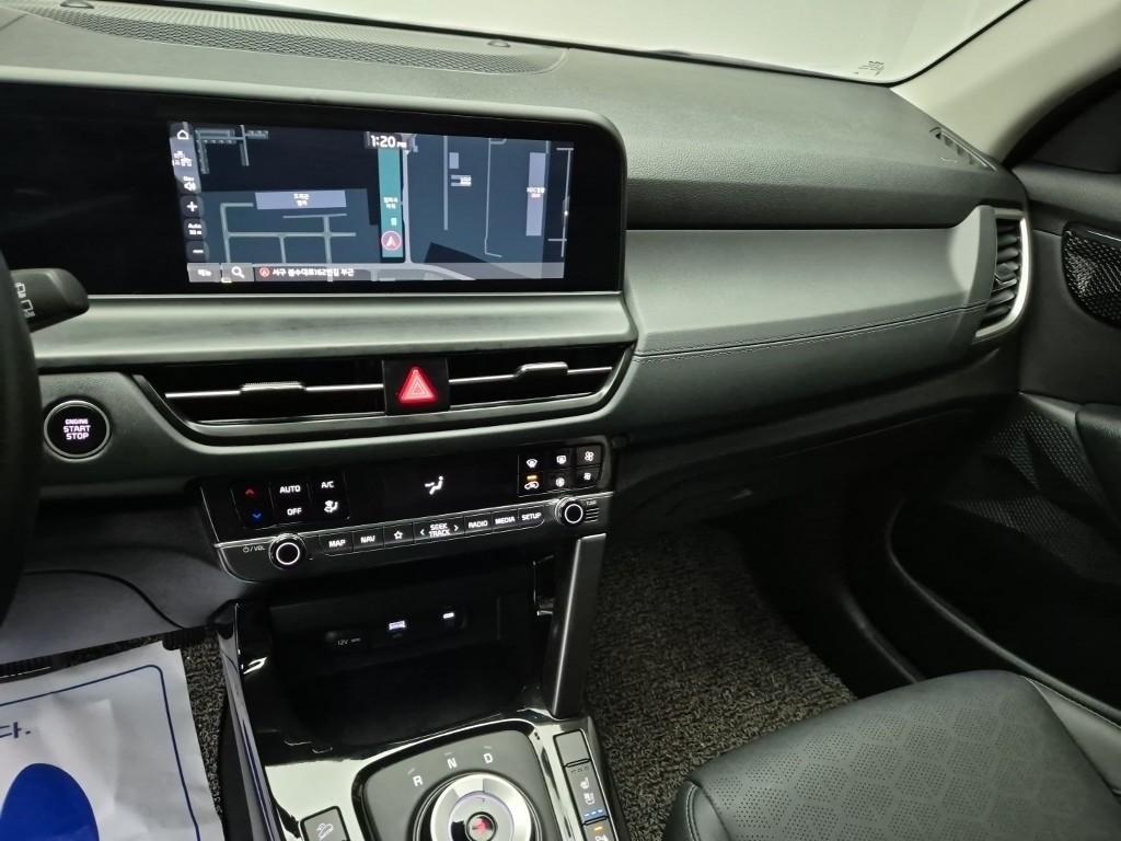 KIA Seltos - Vista 10