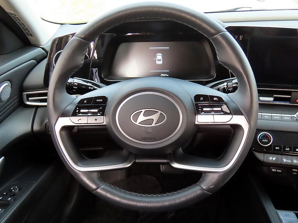 HYUNDAI Avante - Vista 7