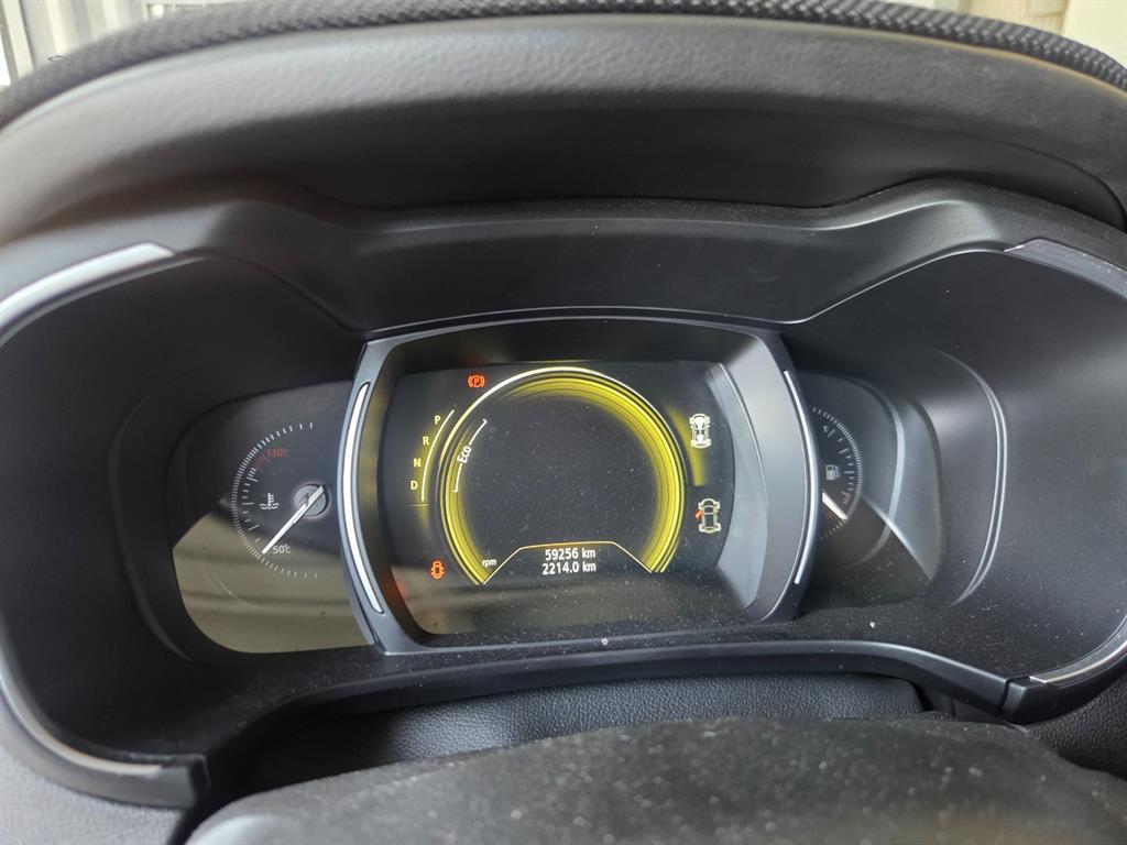 SAMSUNG QM6 - Vista 9