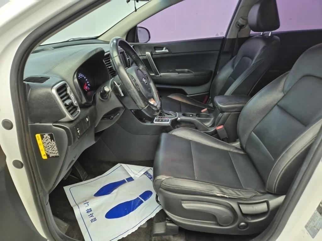 KIA Sportage - Vista 11