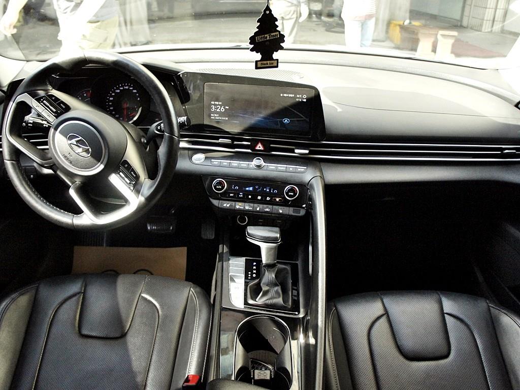 HYUNDAI Avante 2021 Blanco - Importación desde Corea - HF Imports Iquique - Foto 7