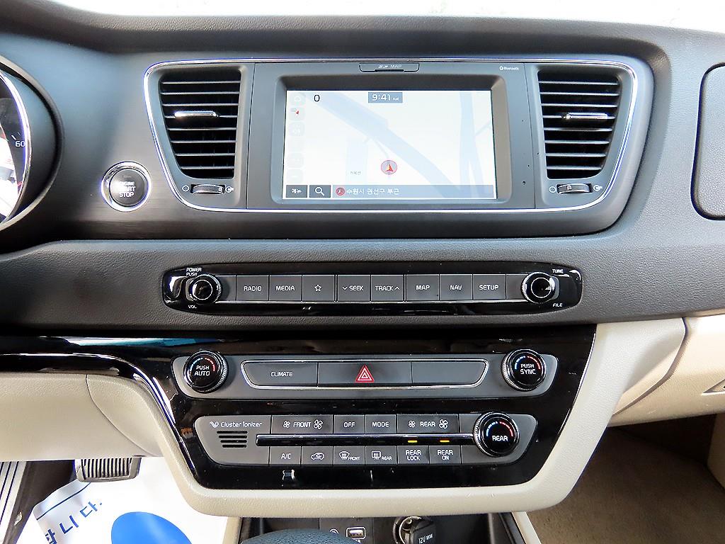 KIA Carnival 2019 Gris - Importación desde Corea - HF Imports Iquique - Foto 14