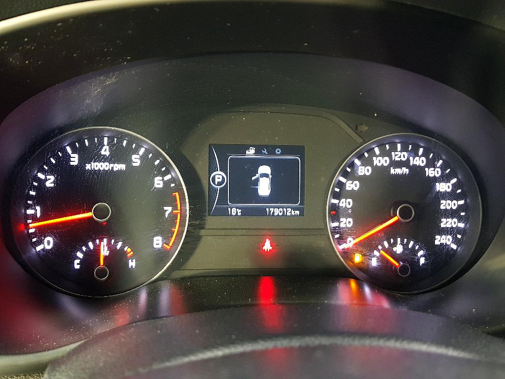 KIA Sportage - Vista 6