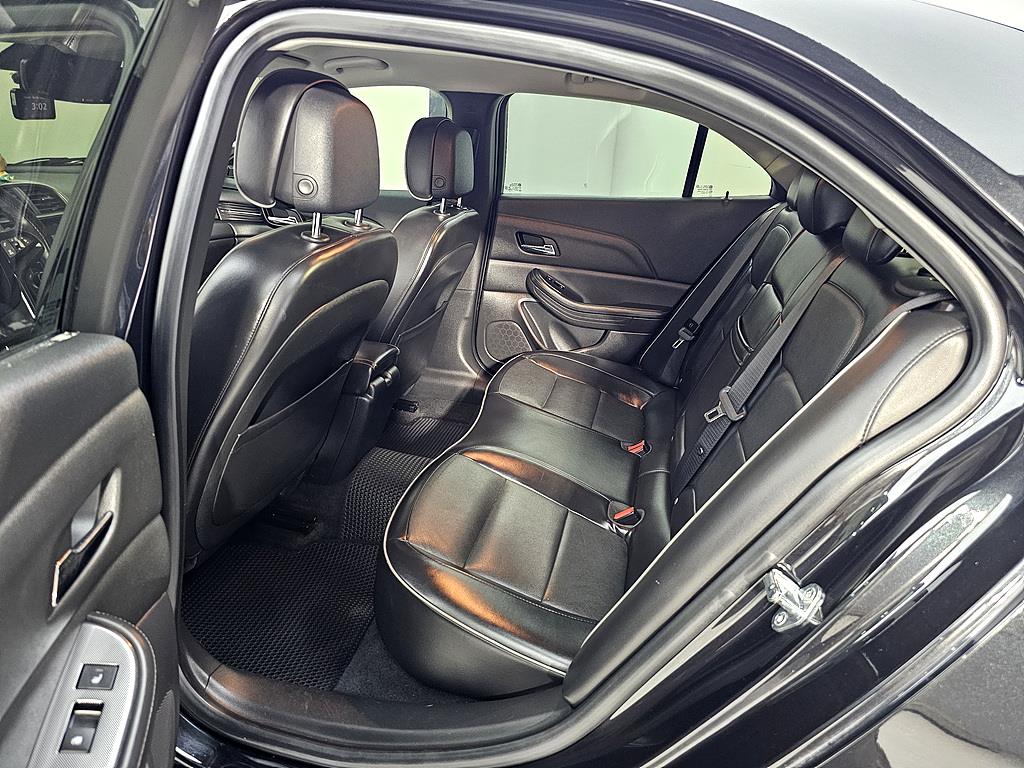 Chevrolet Malibu - Vista 9