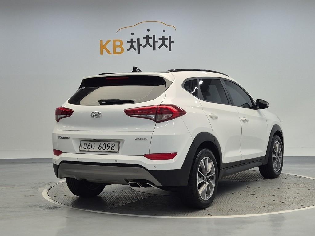 HYUNDAI Tucson - Vista 3