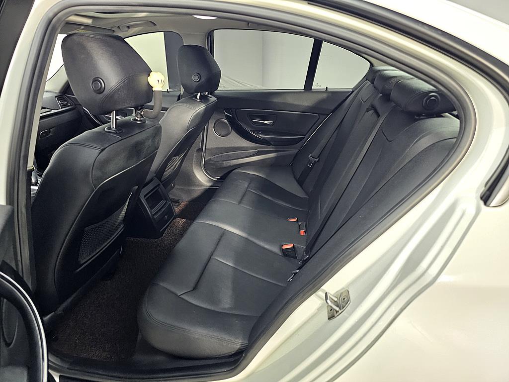 BMW 3 series - Vista 9