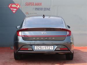 HYUNDAI Sonata - Vista 8