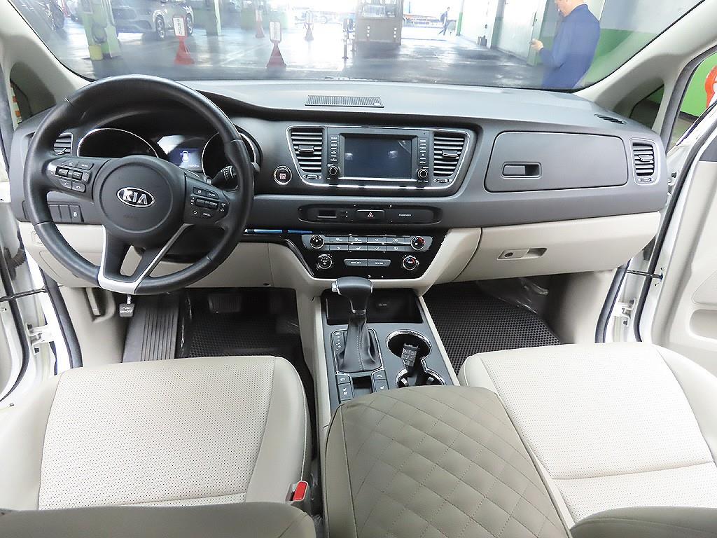 KIA Carnival 2019 Blanco - Importación desde Corea - HF Imports Iquique - Foto 12