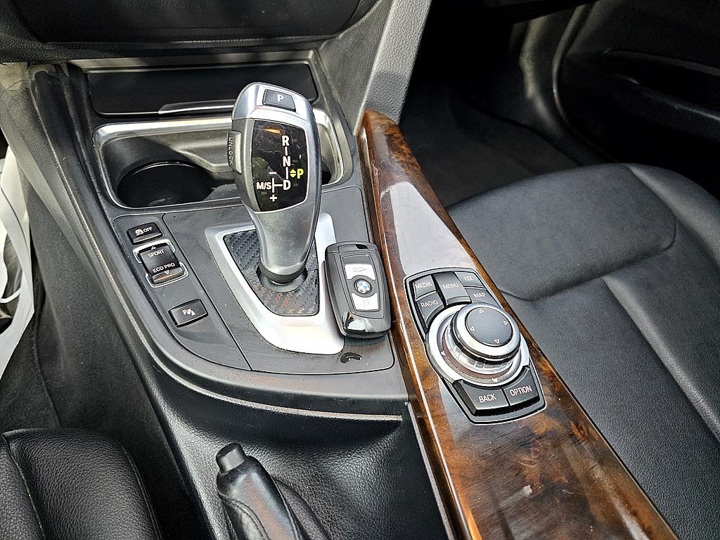 BMW 3 series 2013 Plateado - Importación desde Corea - HF Imports Iquique - Foto 15