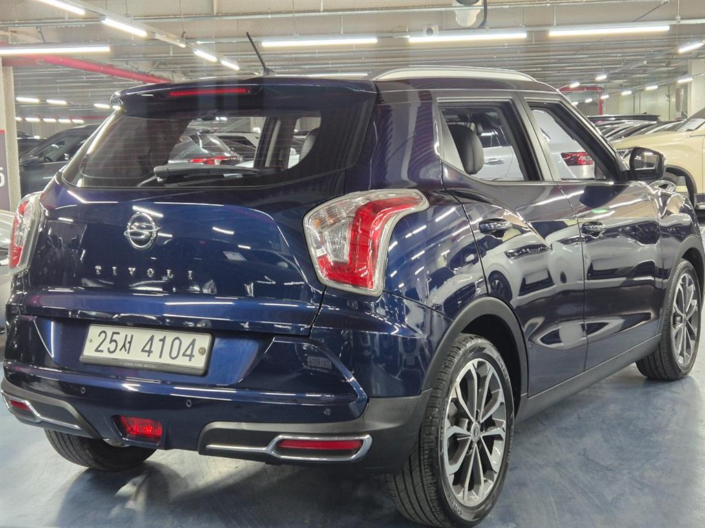 Ssangyong Tivoli - Vista 2