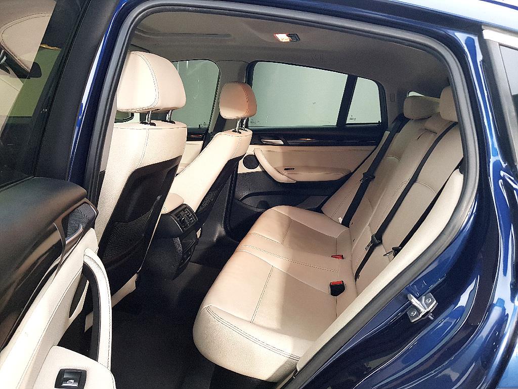 BMW X4 - Vista 9