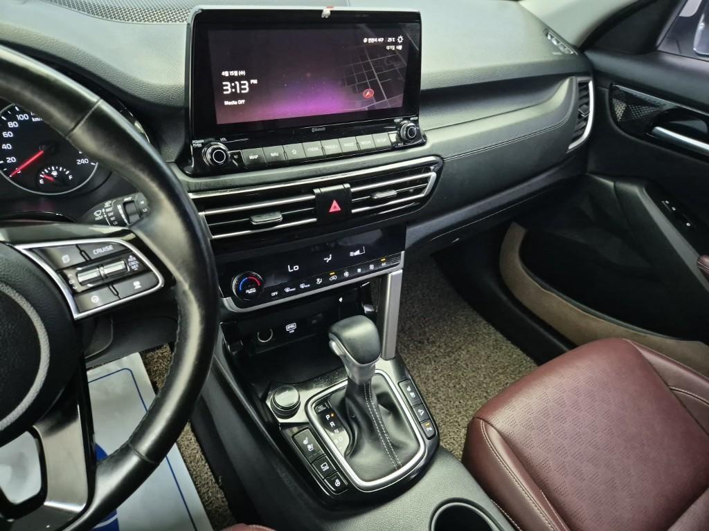 KIA Seltos - Vista 6