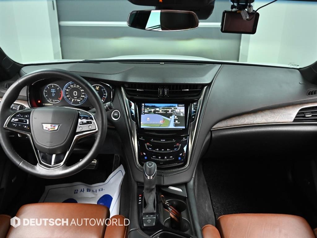 Cadillac CTS - Vista 7