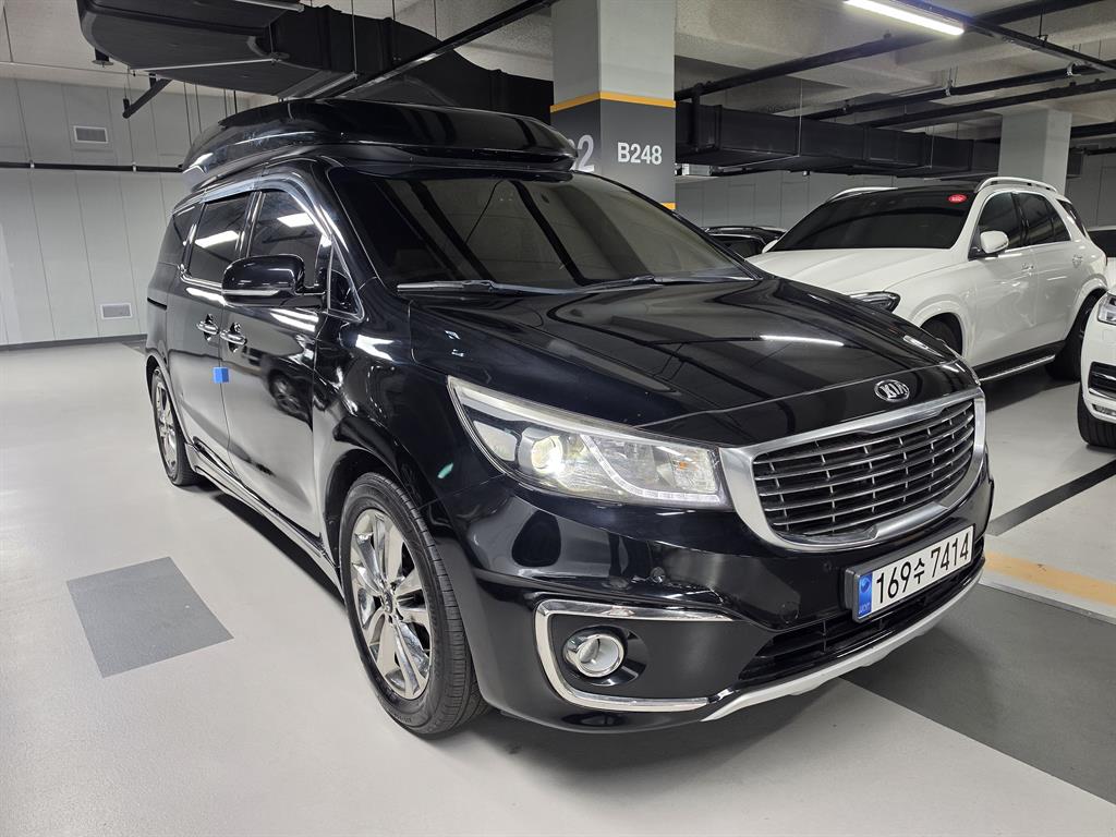 KIA Carnival 2015 Negro - Importación desde Corea - HF Imports Iquique - Foto 1