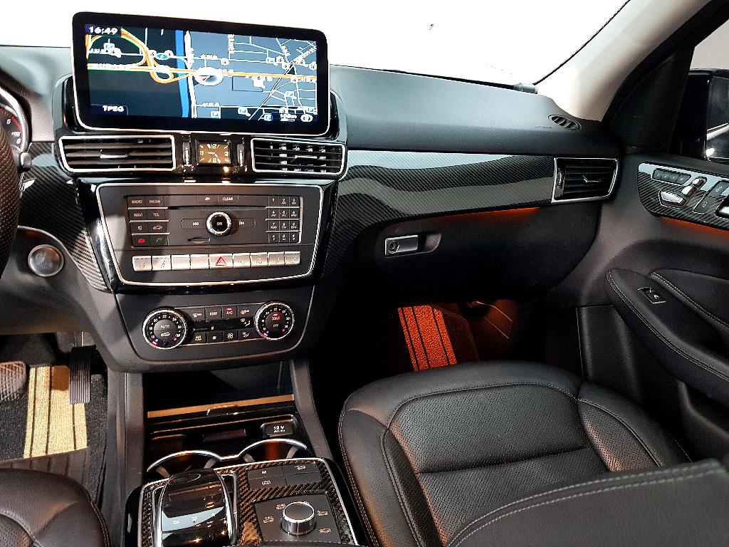 Mercedes Benz GLE Class - Vista 10