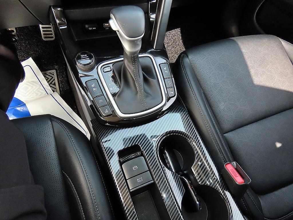 KIA Seltos - Vista 10